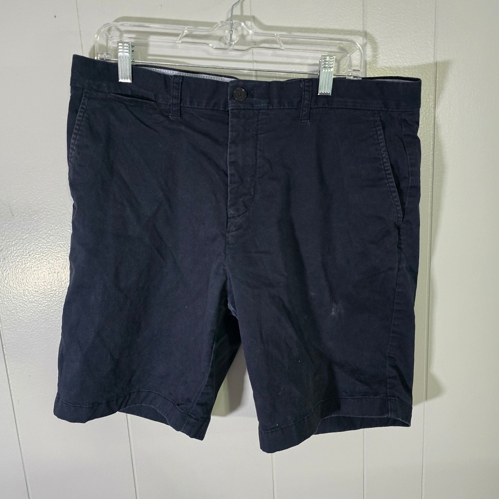 Tommy Hilfiger Men's 36 Navy Blue Chino Shorts Classic Fit Cotton‎ Flat Front